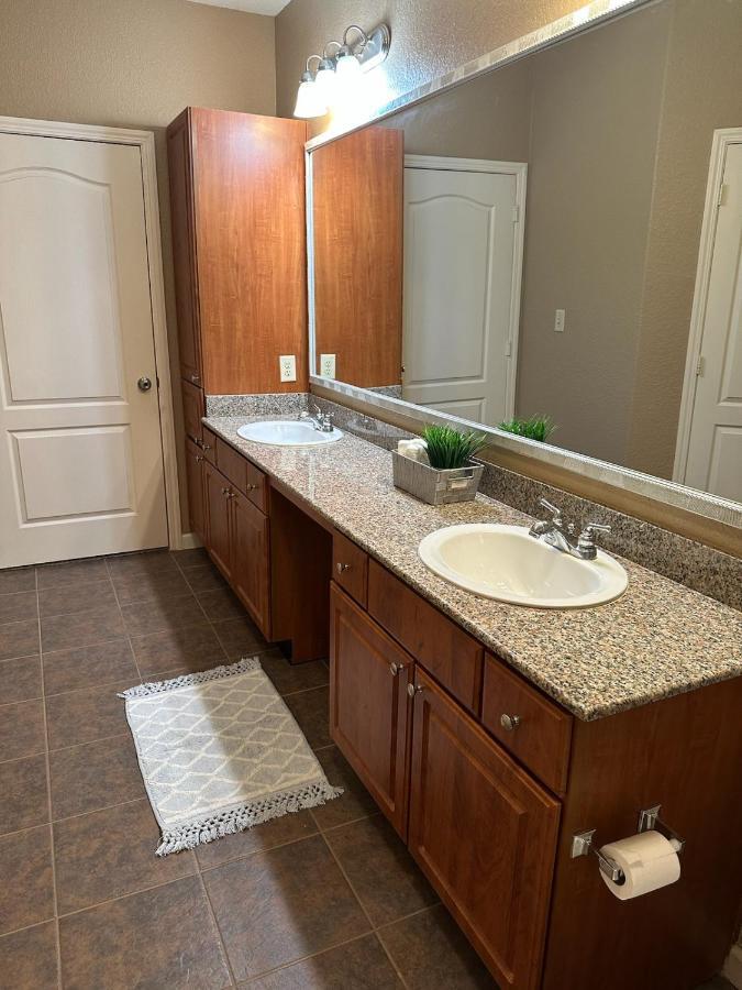 Blueplatinum Luxury Appartamento Houston Esterno foto
